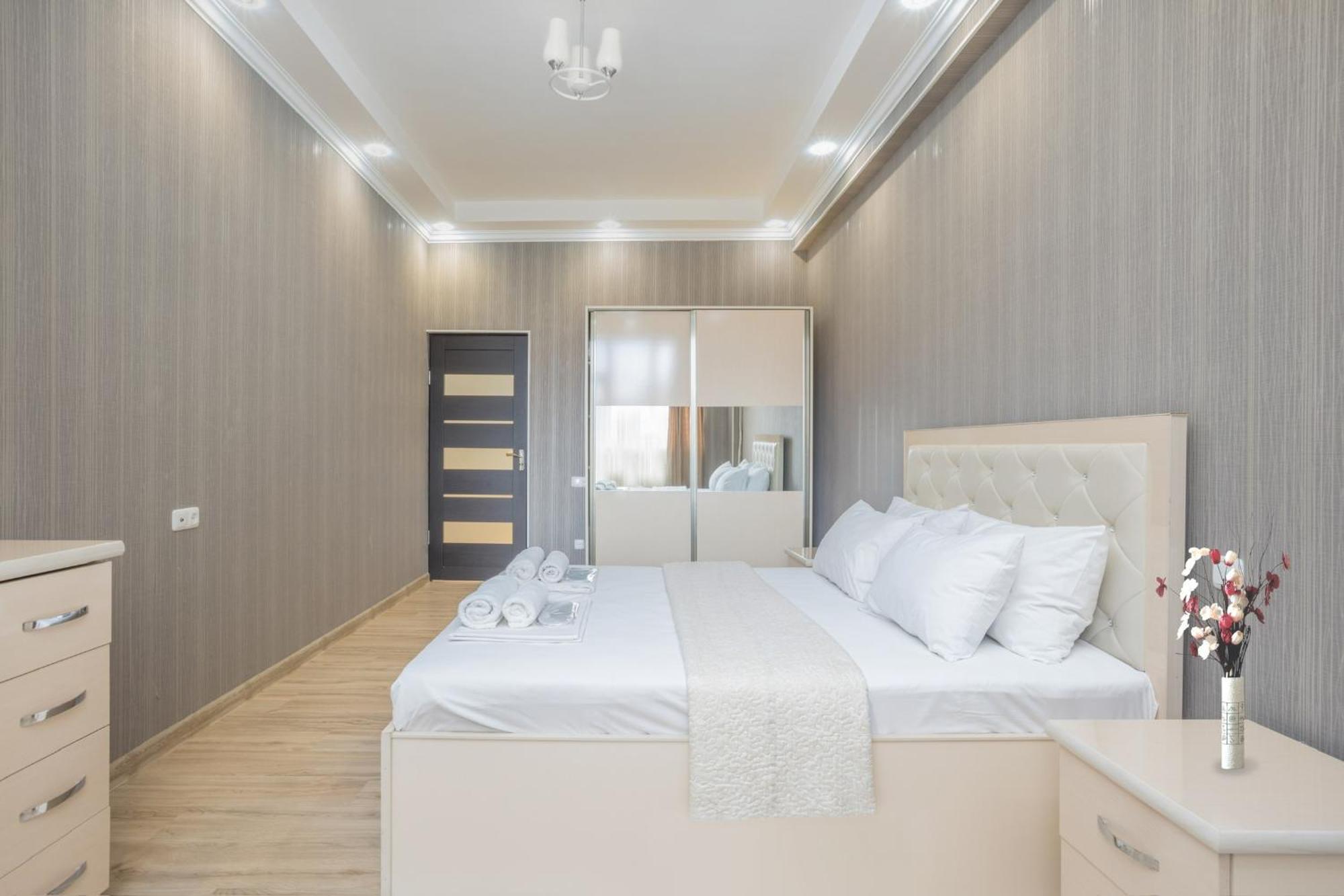 2 Bedrooms 2 Bathrooms Large And Lux Apartment Best Location Yerevan Luaran gambar